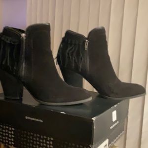 Dolce Vita Black Suede Heeled Boots. Size 9 M.